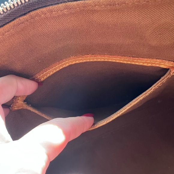 Louis Vuitton Alma PM - Picture 3 of 8